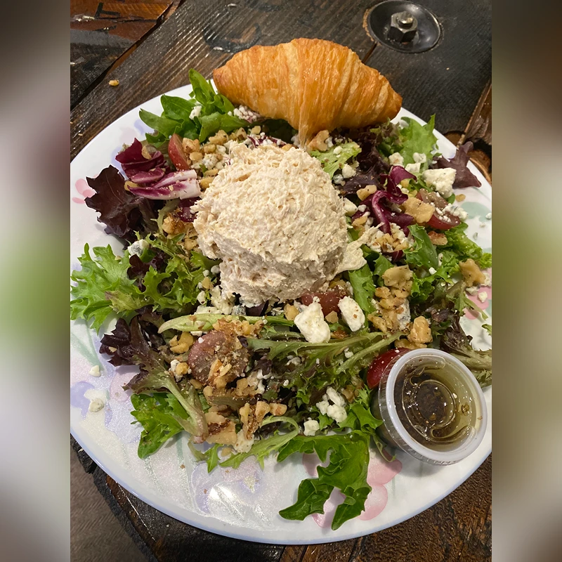 905 Cafe Melbourne lunch salad